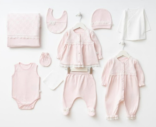 Coffret Naissance Rose Poudré – Ensemble Bébé Complet Élégant 🌸