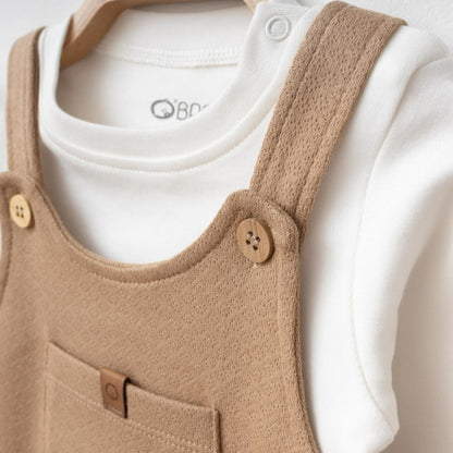 Ensemble naissance beige camel salopette et body – douceur et élégance pour bébé 🤍✨
