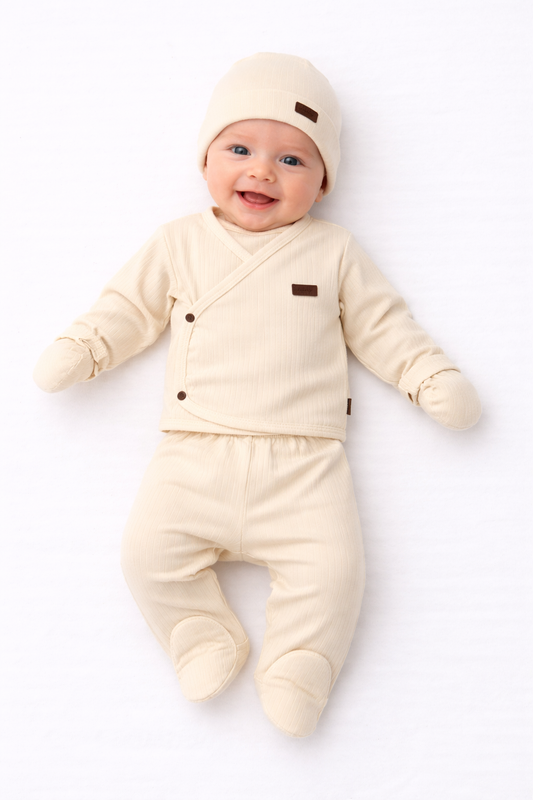 Ensemble naissance écru 5 pièces – douceur & confort pour bébé 🤍✨