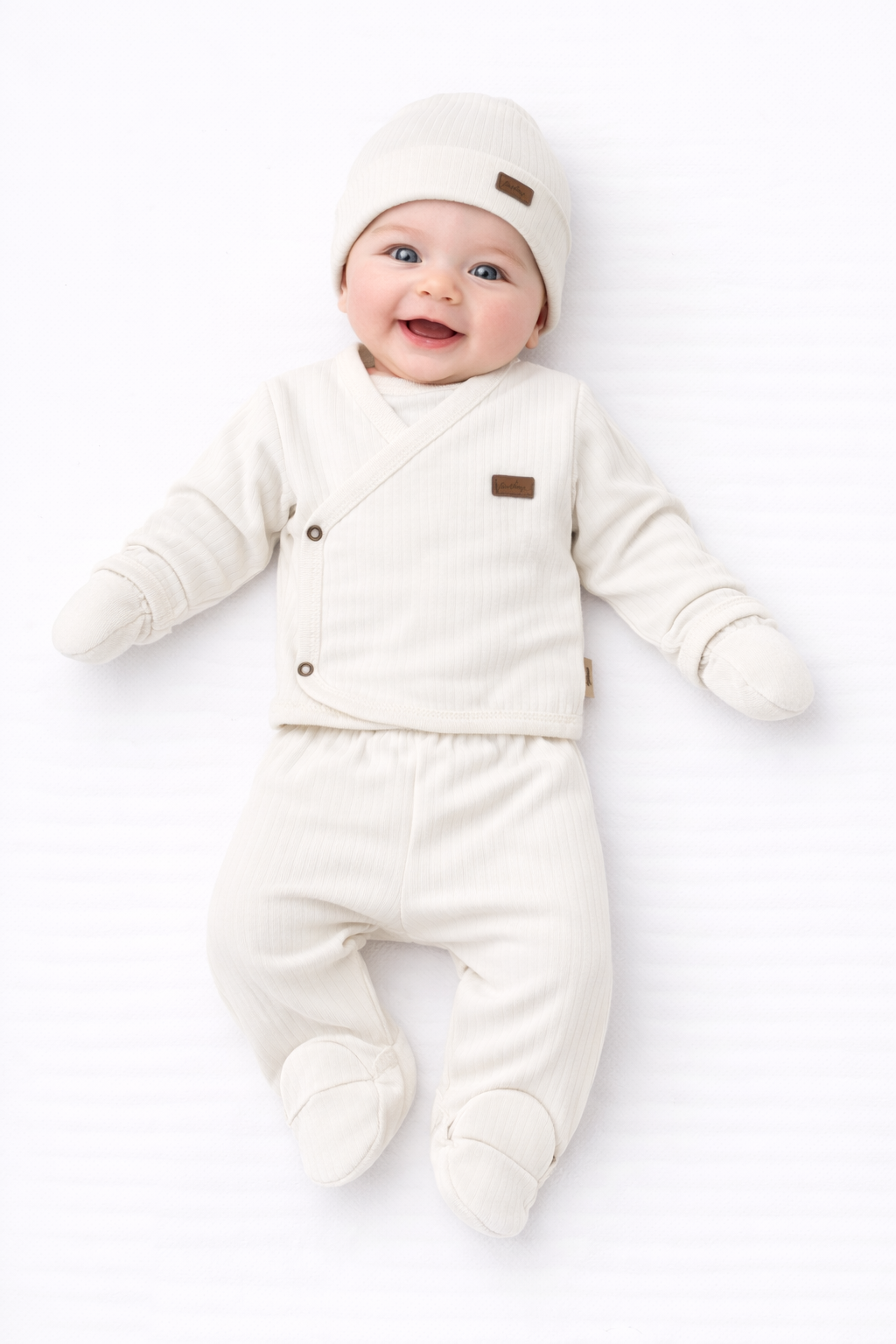 Ensemble naissance écru cache-cœur – Douceur & confort bébé 🤍✨