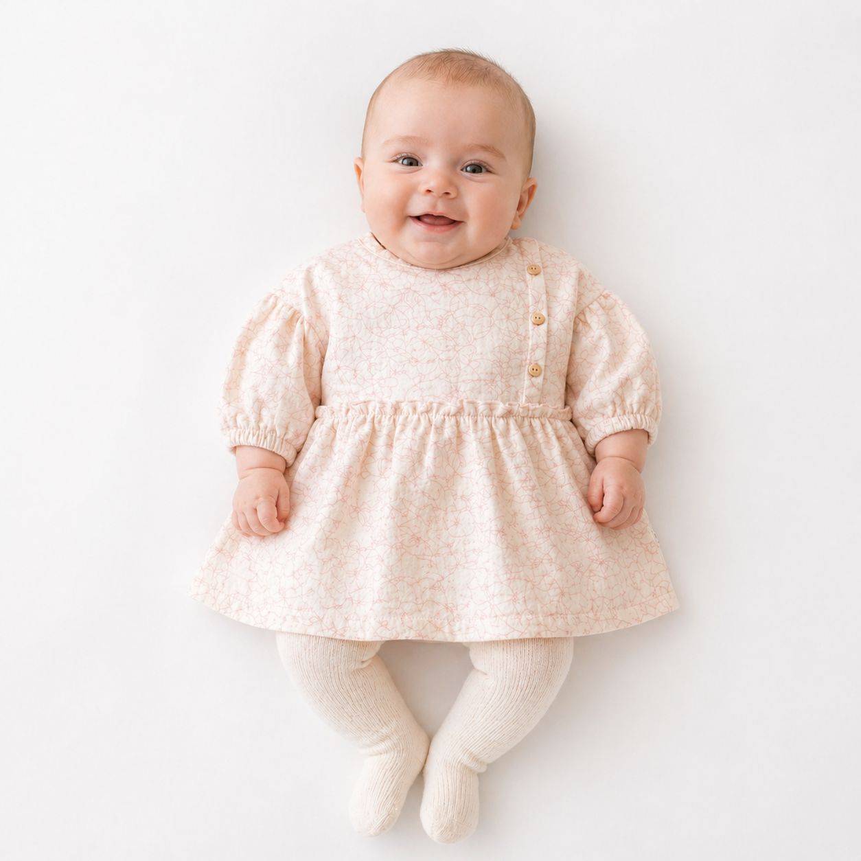 Robe bébé écrue à manches bouffantes – style rétro chic et douceur naturelle 🤍👶👗