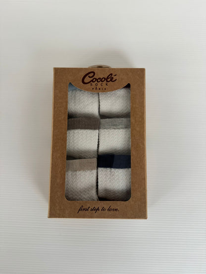 Coffret Naissance Chaussettes Bébé – Confort & Élégance