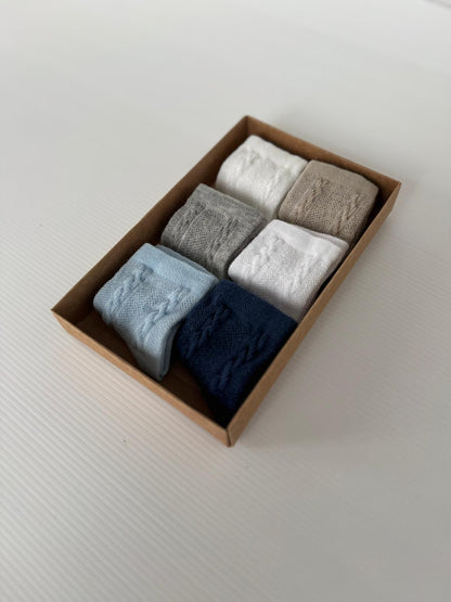 Coffret Naissance – 6 Paires de Chaussettes Bébé aux Tons Naturels | Douceur & Élégance Intemporelle 🤍👶