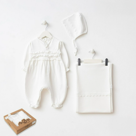 Coffret naissance blanc écru – Élégance et douceur pour les premiers jours de bébé ✨👶🤍
